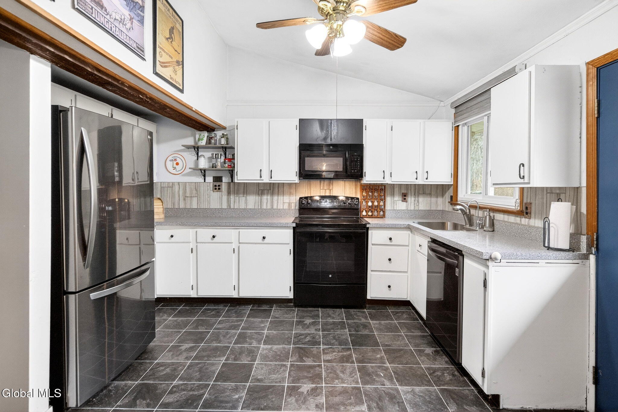 144 1st Dyke Road Sand Lake, NY 12018 - Photo 12 of 32 5-web-or-mls-005_DSC07819