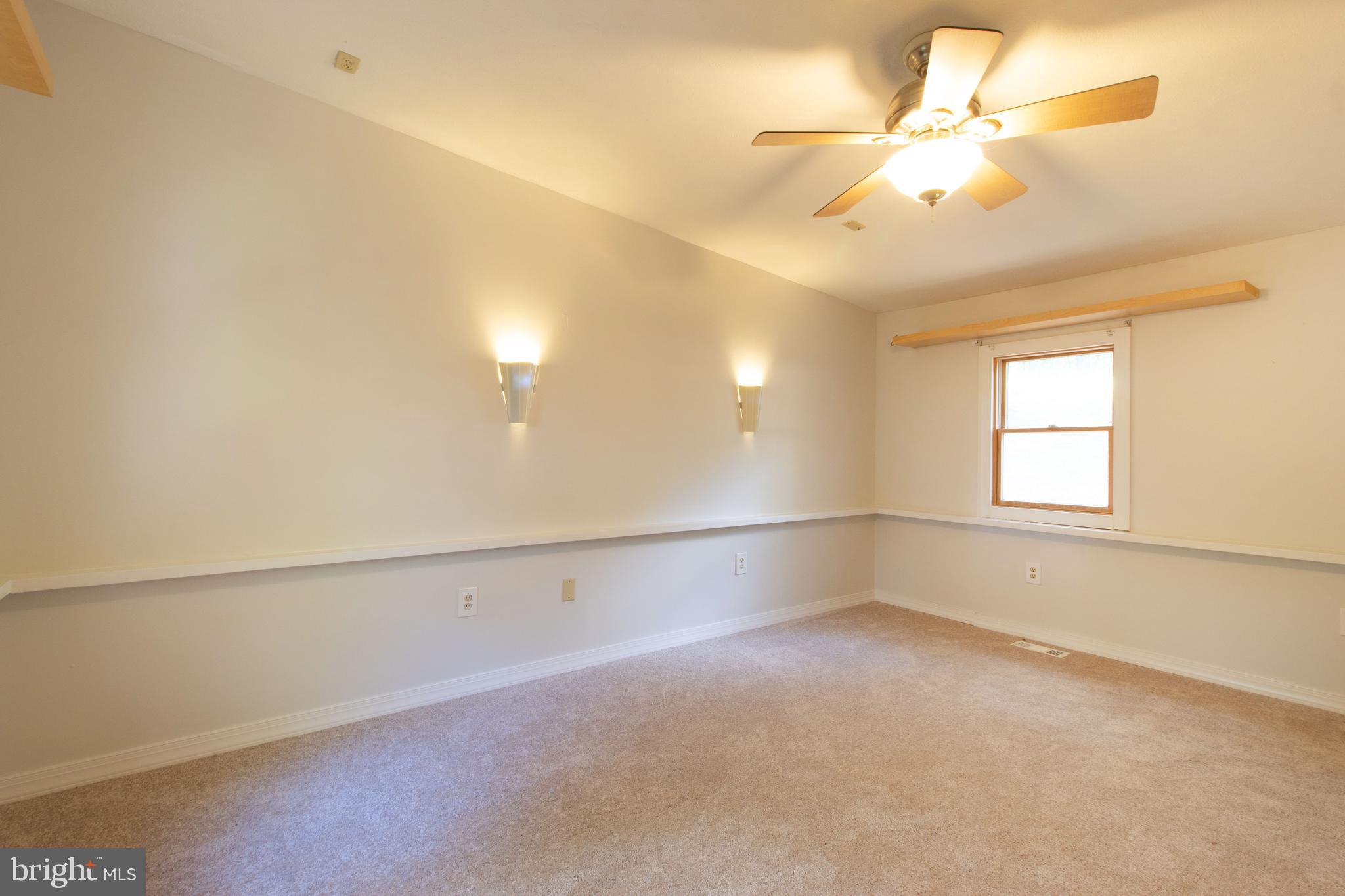 193 Split Rail Road Front Royal, VA 22630 - Photo 11 of 29