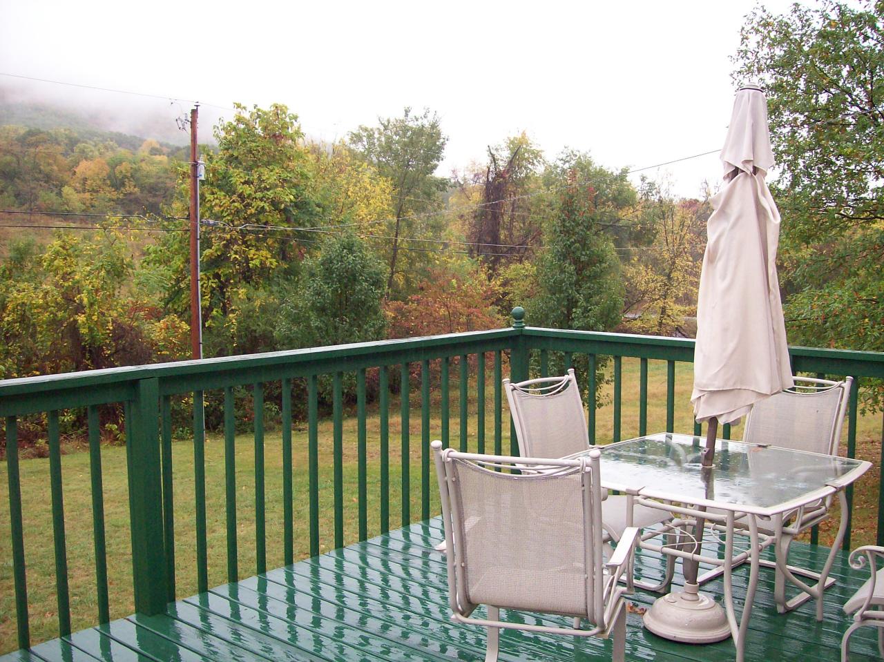 1595 Beaumont Road Roanoke, VA 24019 - Photo 6 of 13 Deck