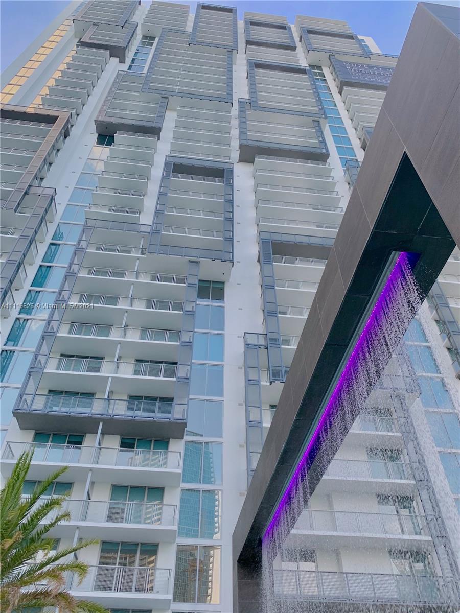 340 Southeast 3rd Street, Unit PH2 Miami, FL 33131 - Photo 1 of 54