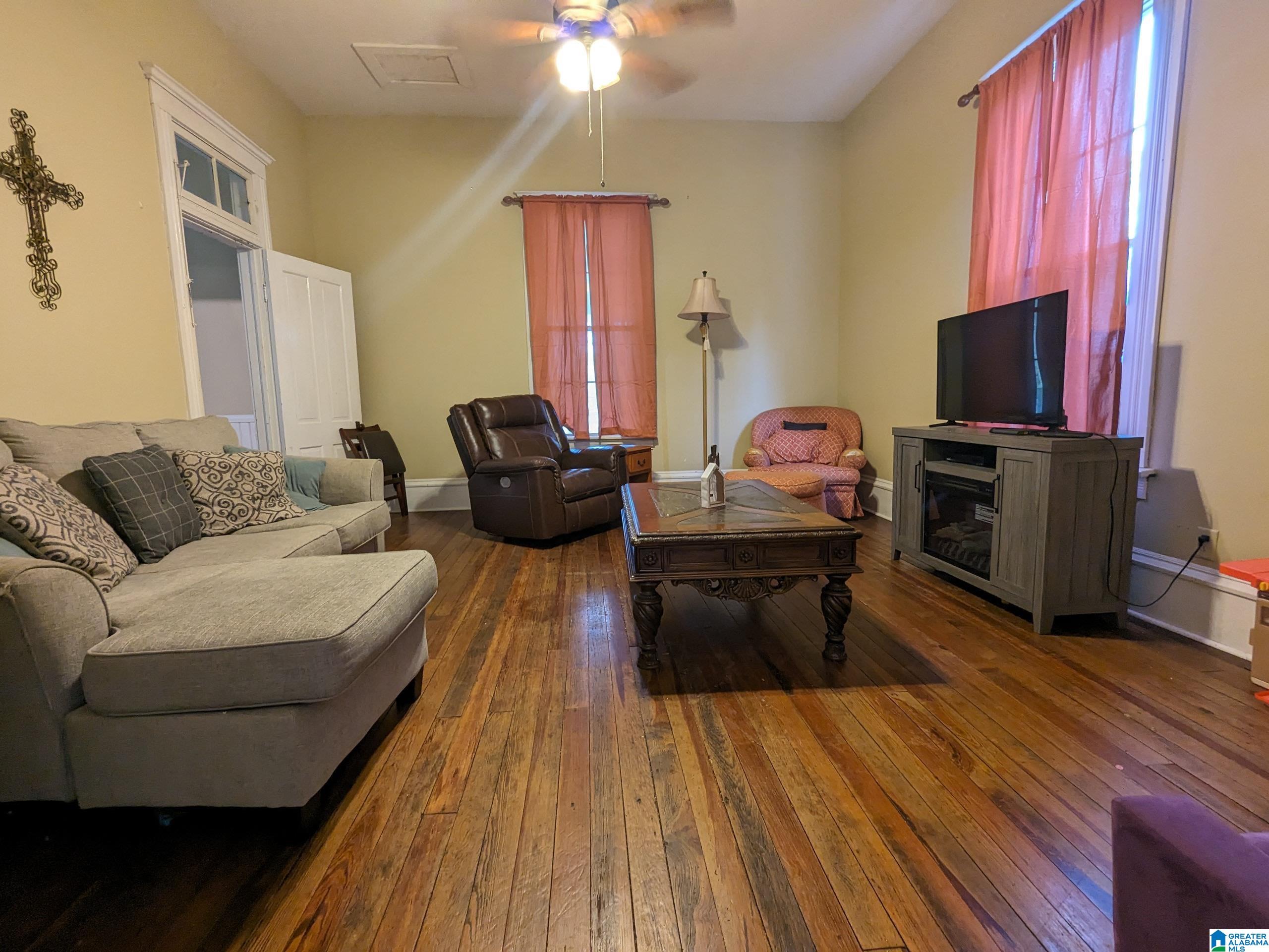 41 Birmingham Street Montevallo, AL 35115 - Photo 6 of 53