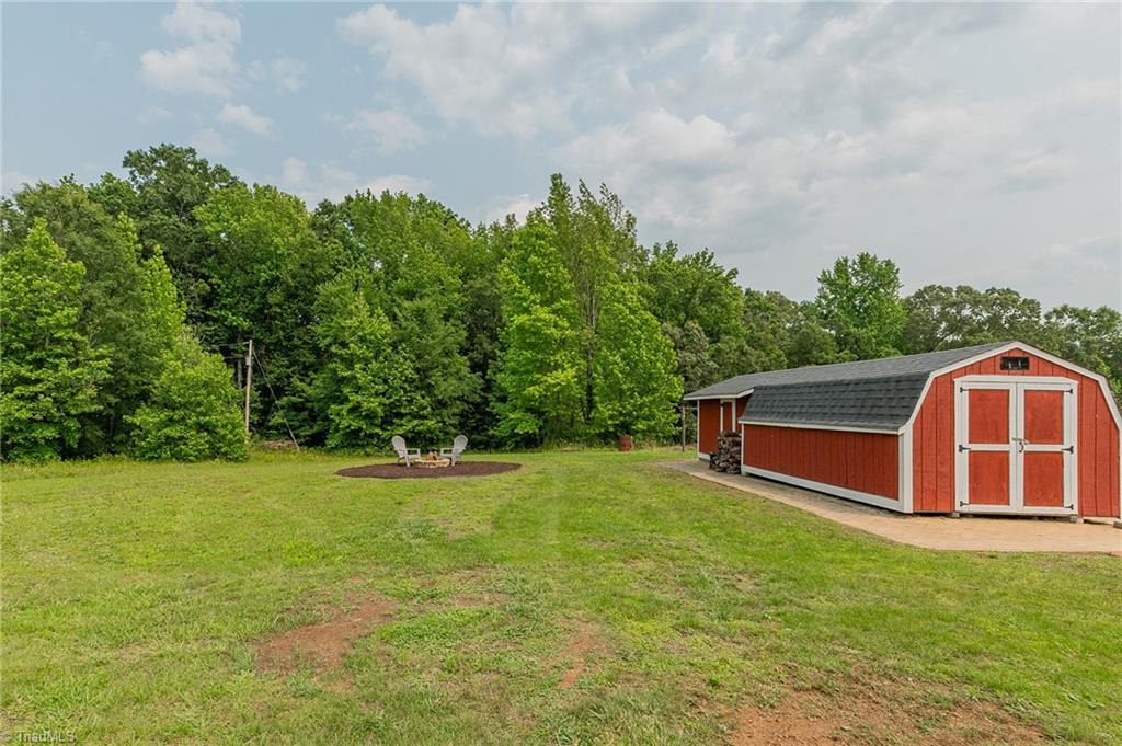 7741 Hampton Road Clemmons, NC 27012 - Photo 34 of 39 Gallery Image 34