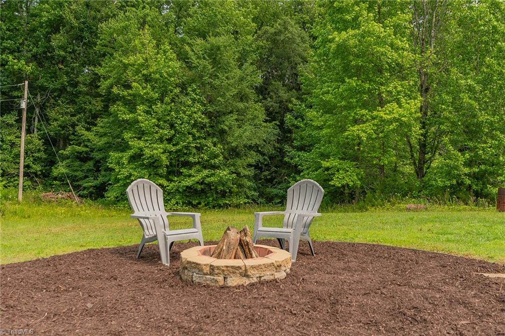 7741 Hampton Road Clemmons, NC 27012 - Photo 36 of 39 Gallery Image 36