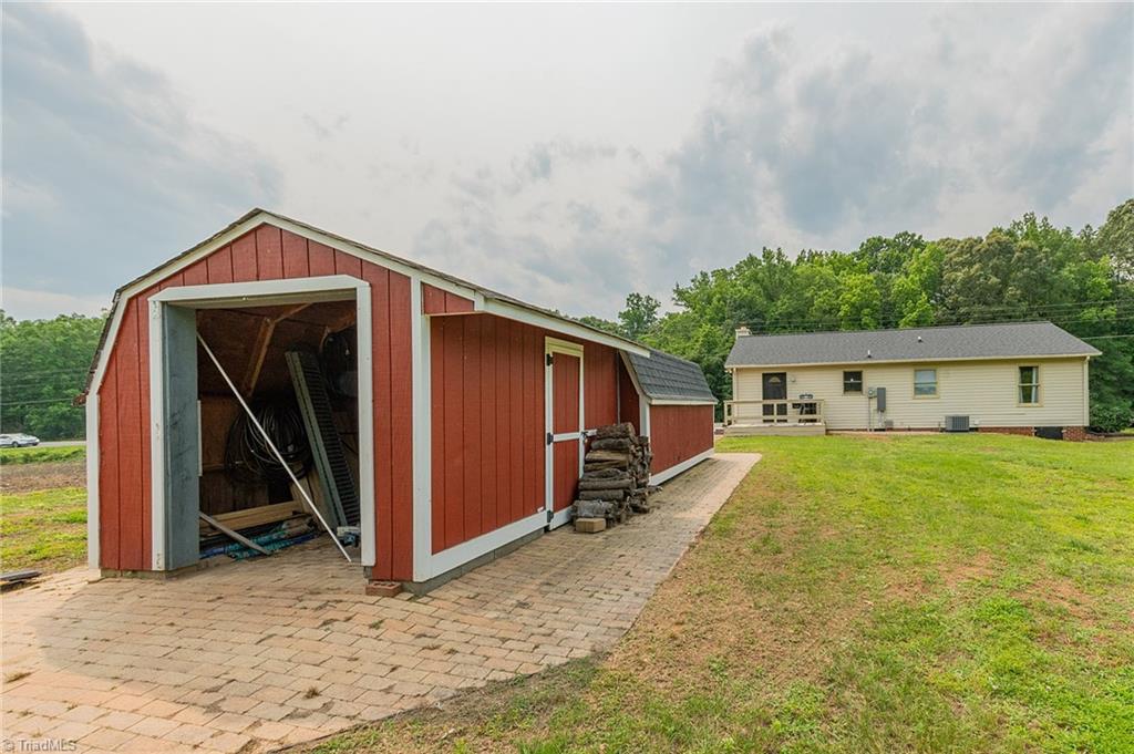 7741 Hampton Road Clemmons, NC 27012 - Photo 37 of 39 Gallery Image 37
