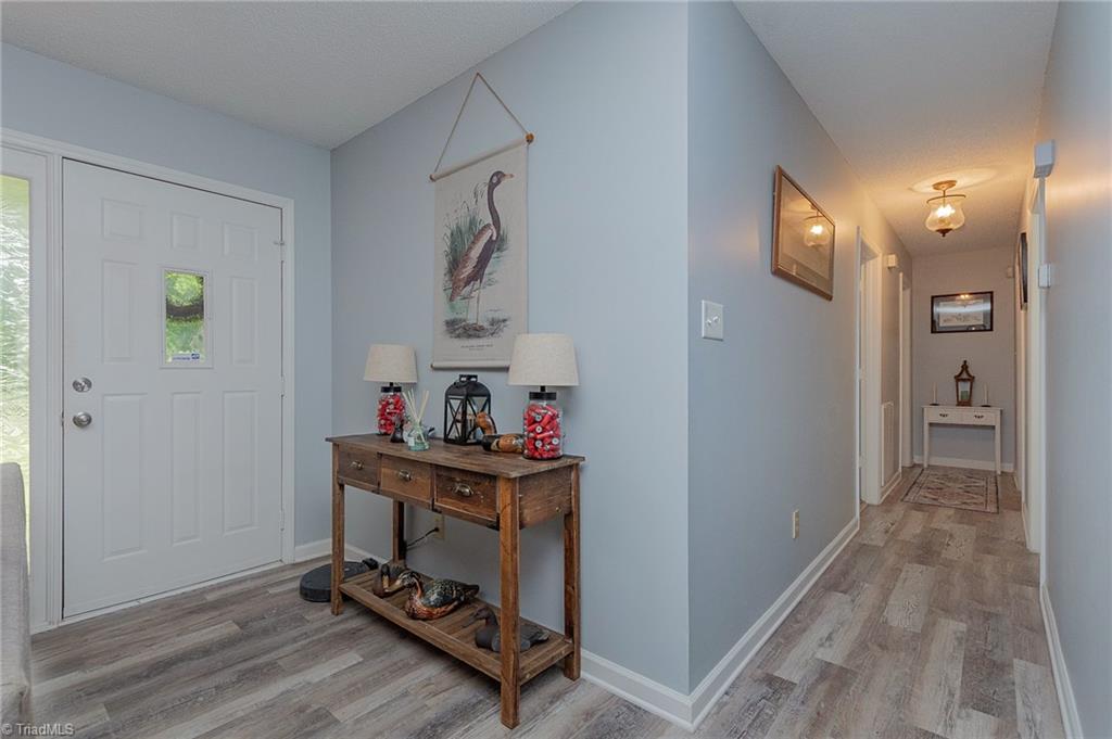 7741 Hampton Road Clemmons, NC 27012 - Photo 5 of 39 Gallery Image 5