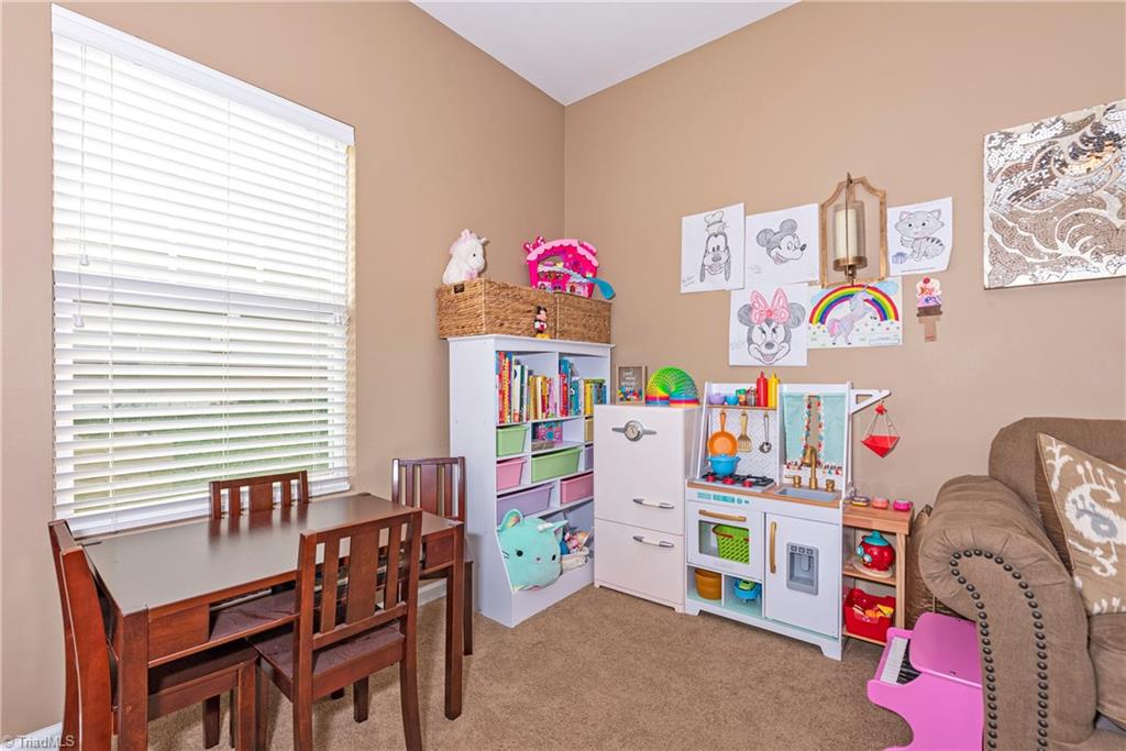 210 Everidge Road Winston-Salem, NC 27103 - Photo 17 of 28 Gallery Image 17