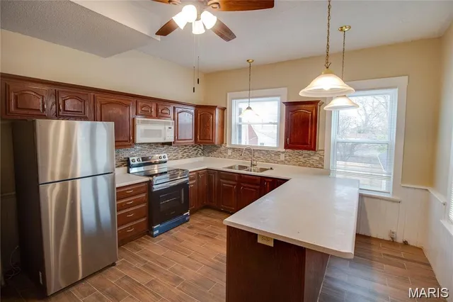 $1,950 | 823 Langdon Street, Alton, IL 62002