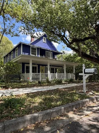 $289,999 | 117 South Brooksville Avenue, Brooksville, FL 34601