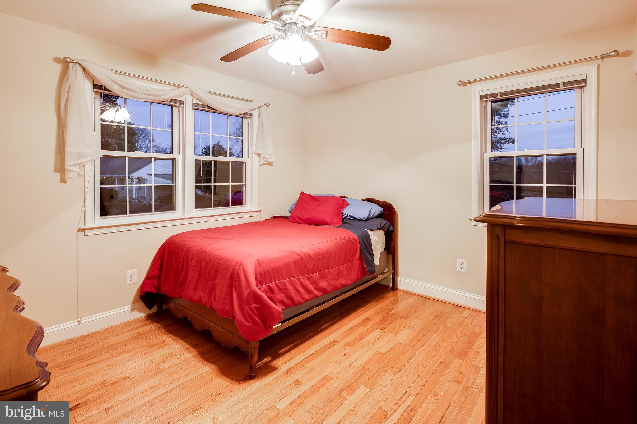 915 Breezewick Road Towson, MD 21286 - Photo 21 of 30 Bedroom