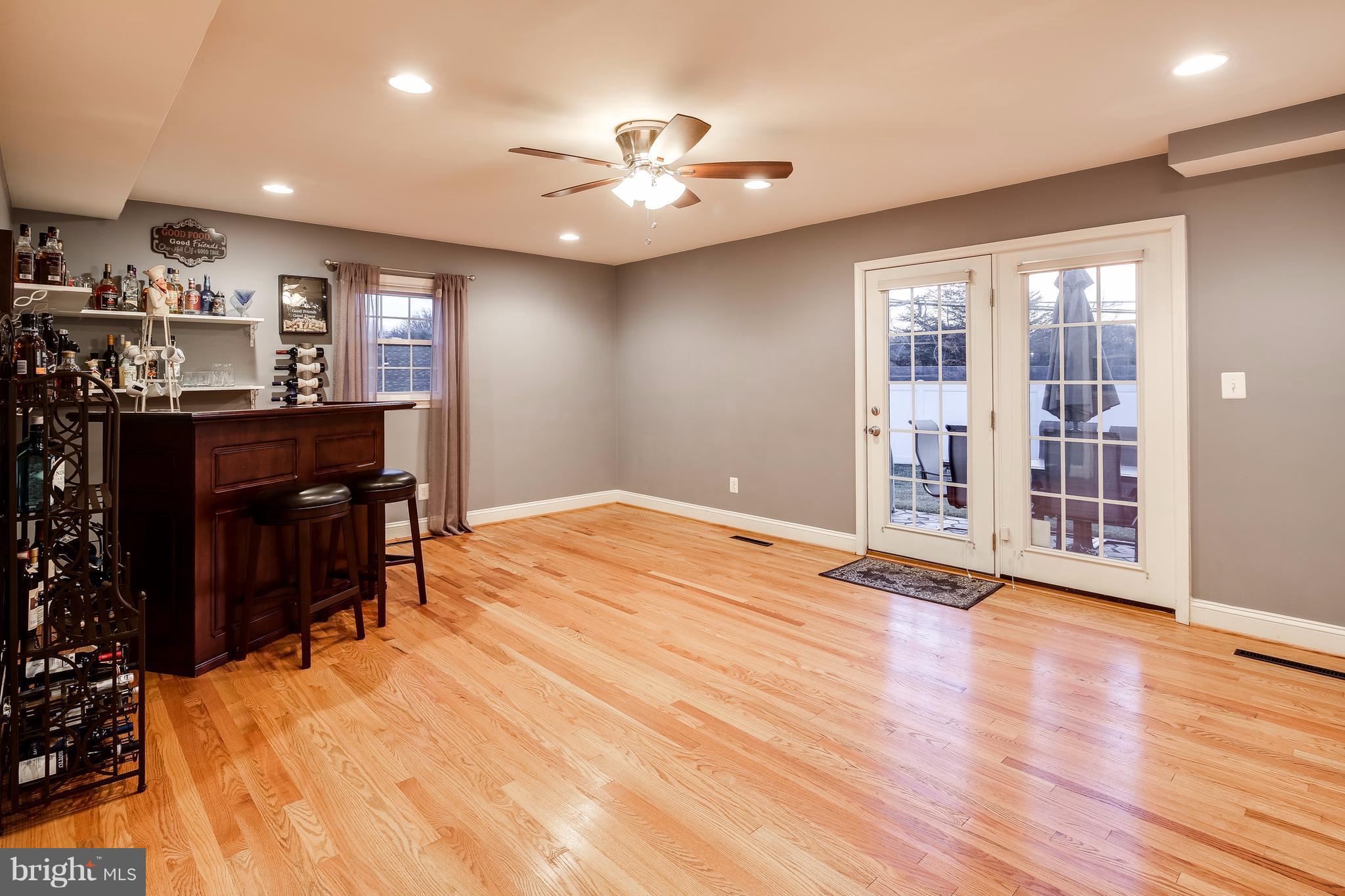 915 Breezewick Road Towson, MD 21286 - Photo 4 of 30 Family Room