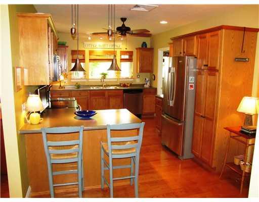 65 Kavanaugh Road, Unit 65 Old Orchard Beach, ME 04064 - Photo 3 of 15 Kitchen.
