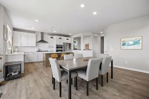 $825,000 | 4941 Obsidian Way, Victoria, MN 55386