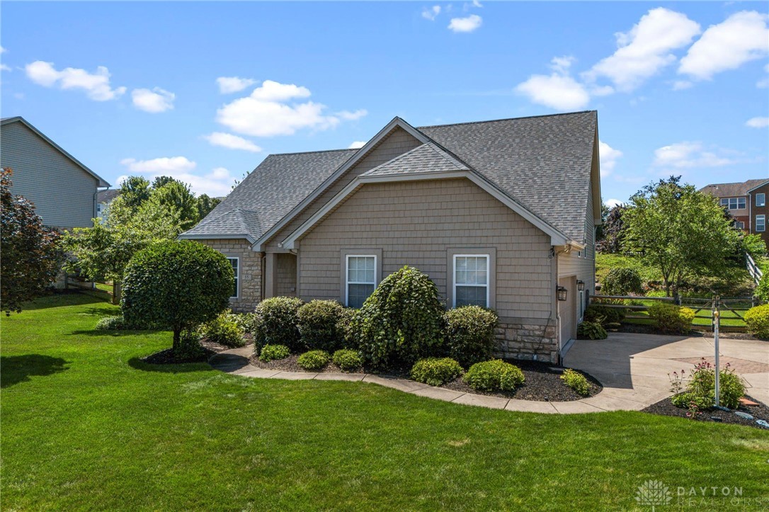 55 Martin Lane Springboro, OH 45066 - Photo 4 of 60