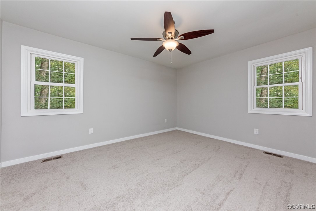 10200 Edgecliff Lane Chesterfield, VA 23832 - Photo 11 of 25 an empty room with a window