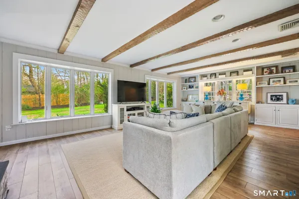 $2,395,000 | 16 Libby Lane, Darien, CT 06820