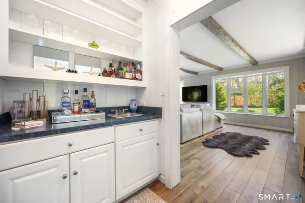 $2,395,000 | 16 Libby Lane, Darien, CT 06820