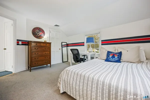 $2,395,000 | 16 Libby Lane, Darien, CT 06820