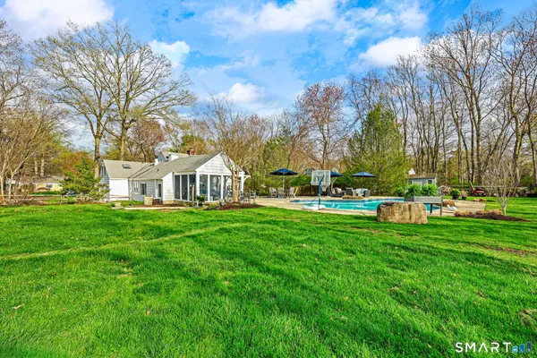 $2,395,000 | 16 Libby Lane, Darien, CT 06820