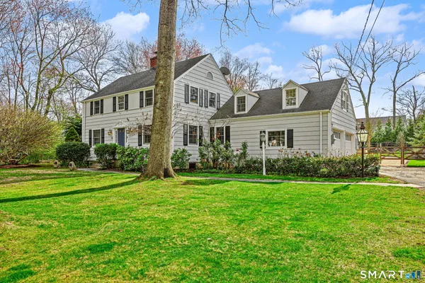 $2,395,000 | 16 Libby Lane, Darien, CT 06820