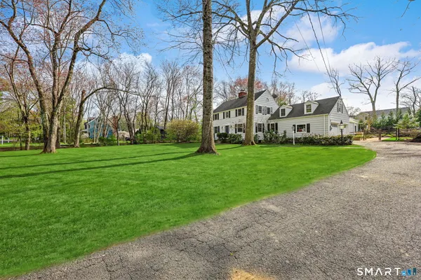 $2,395,000 | 16 Libby Lane, Darien, CT 06820