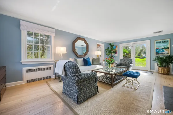 $2,395,000 | 16 Libby Lane, Darien, CT 06820