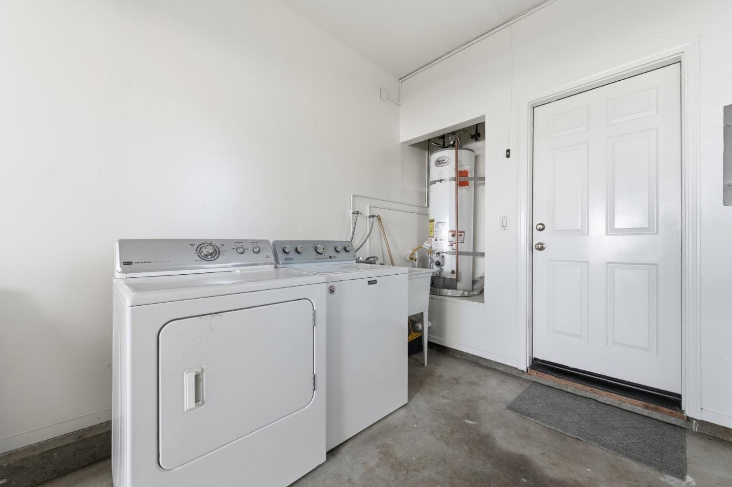 805 North San Antonio Road Los Altos, CA 94022 - Photo 20 of 26