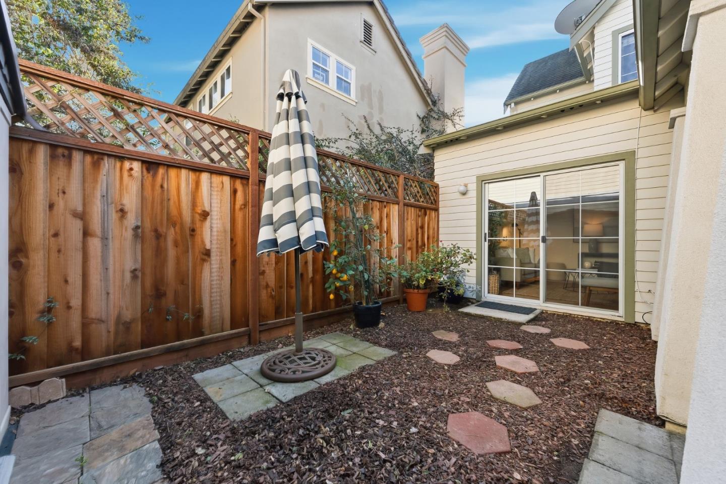 805 North San Antonio Road Los Altos, CA 94022 - Photo 2 of 26