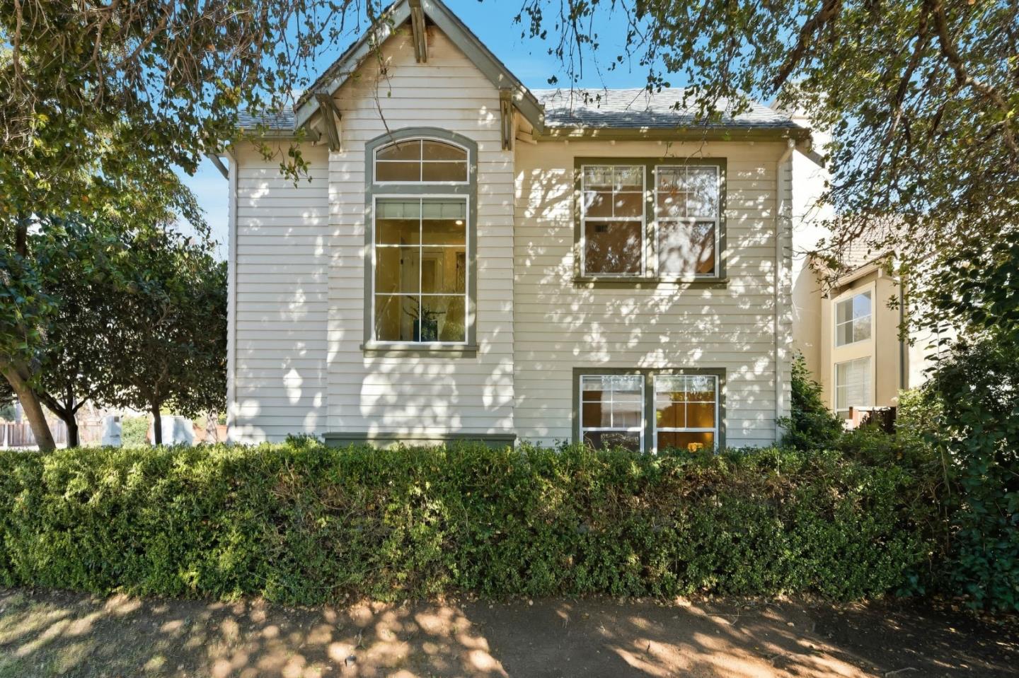 805 North San Antonio Road Los Altos, CA 94022 - Photo 21 of 26