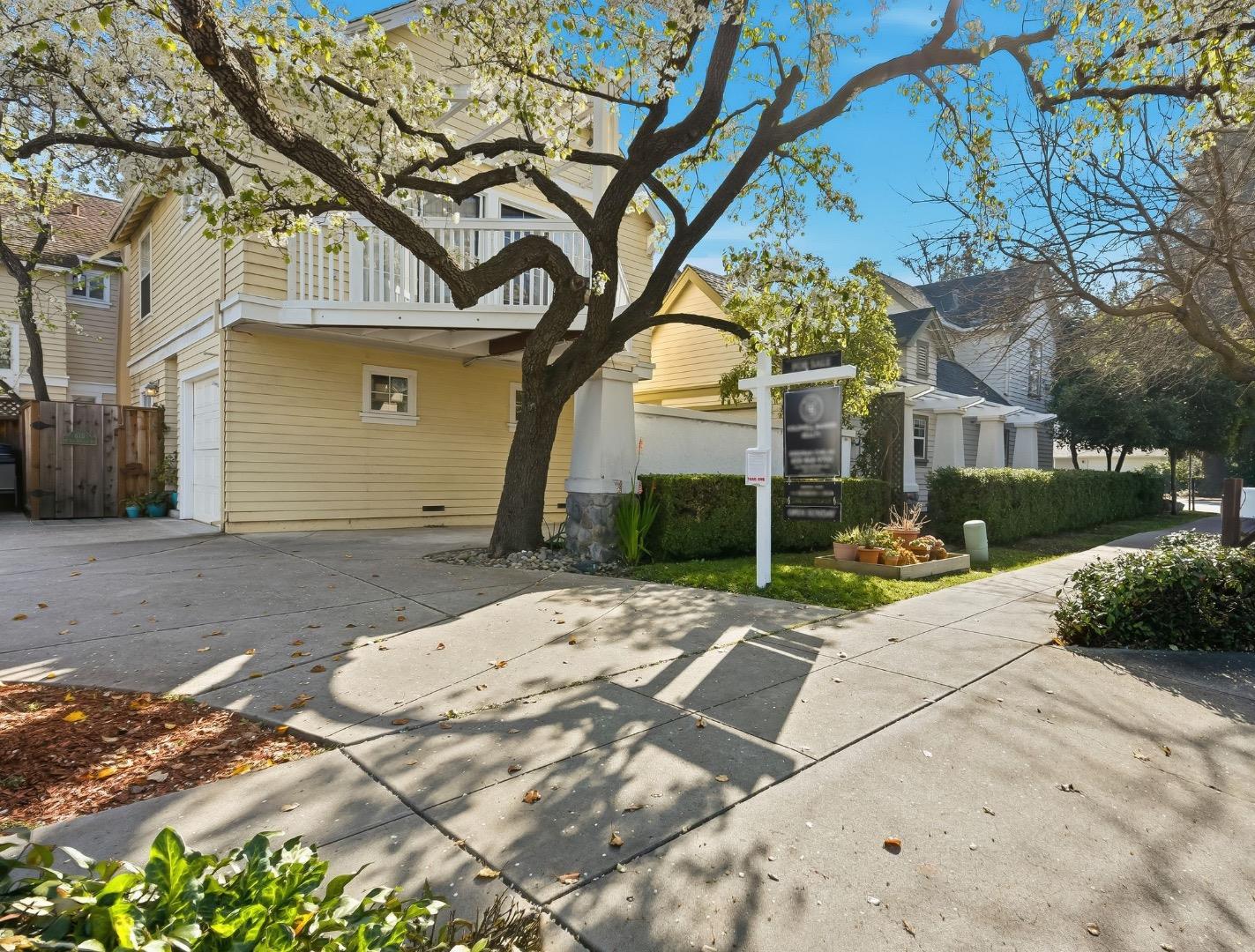 805 North San Antonio Road Los Altos, CA 94022 - Photo 22 of 26