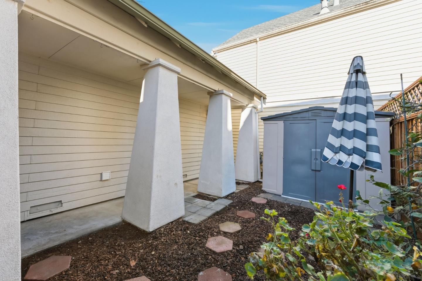 805 North San Antonio Road Los Altos, CA 94022 - Photo 25 of 26