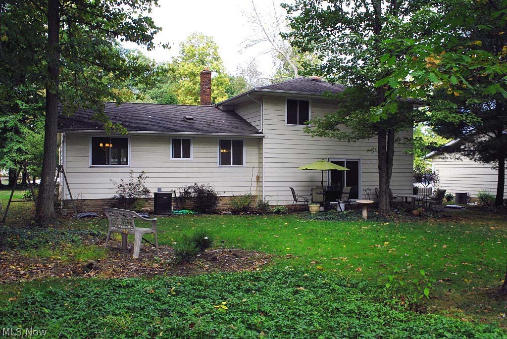 37454 Hunters Ridge Solon, OH 44139 - Photo 22 of 24 Gallery Image 22