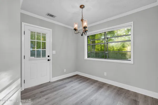$289,677 | 124 Cedar Drive, Columbus, MS 39705