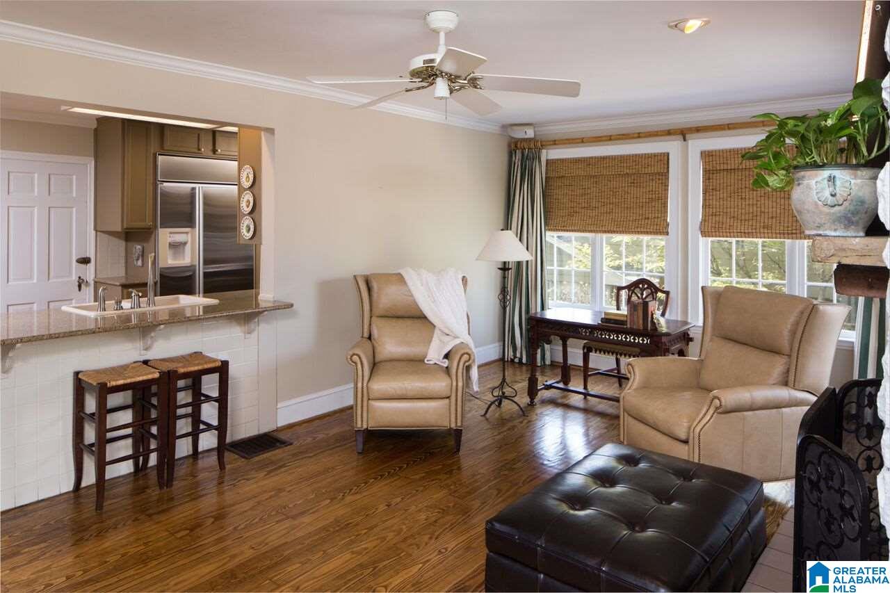 23 Spring Street Mountain Brook, AL 35213 - Photo 11 of 30