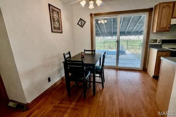 $242,900 | 904 A Sycamore Street, Germantown, IL 62245