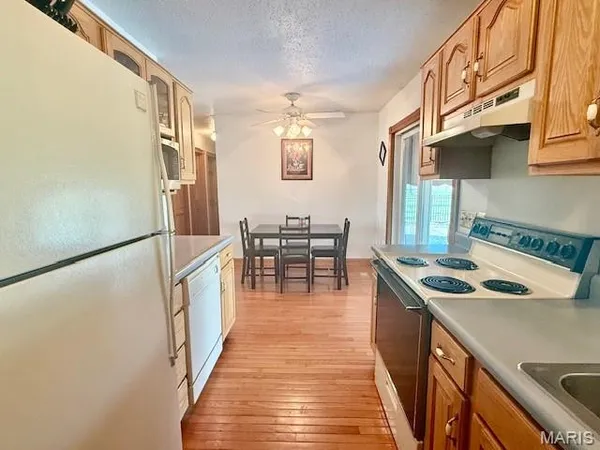 $242,900 | 904 A Sycamore Street, Germantown, IL 62245