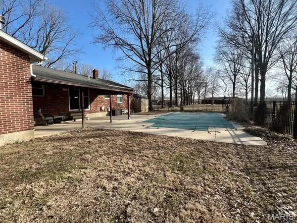 $242,900 | 904 A Sycamore Street, Germantown, IL 62245
