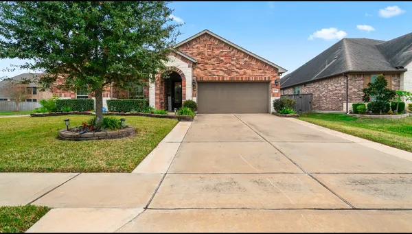 $2,995 | 2003 Pleasant Springs Lane, Pearland, TX 77089