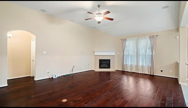 $2,995 | 2003 Pleasant Springs Lane, Pearland, TX 77089