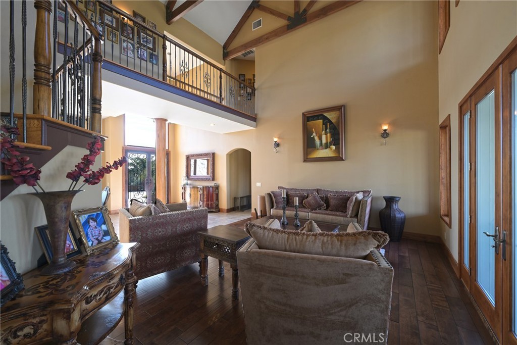 38101 Vía Lobato Temecula, CA 92592 - Photo 24 of 67 a living room with furniture and a window
