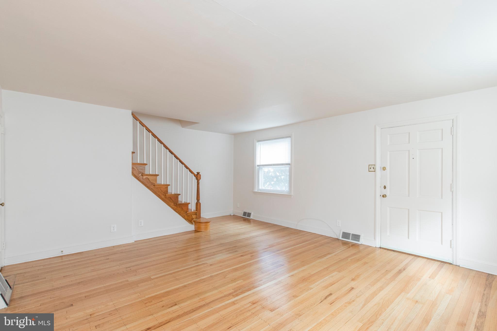 822 Laurel Road Yeadon, PA 19050 - Photo 13 of 28 Heading Upstairs...