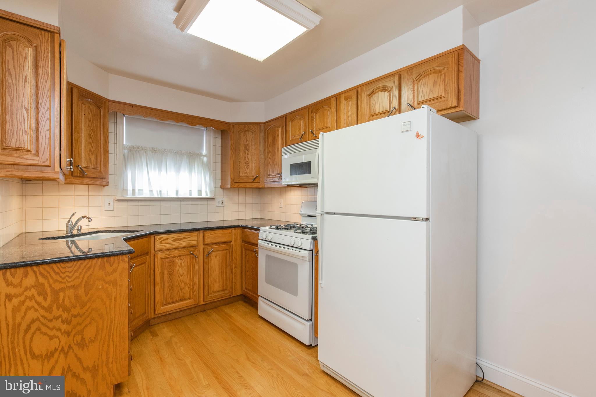 822 Laurel Road Yeadon, PA 19050 - Photo 10 of 28 Plenty of Counter Space