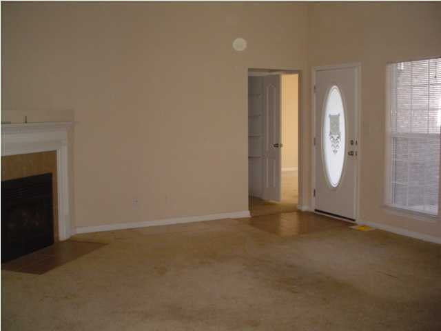 233 Tropical Way Freeport, FL 32439 - Photo 1 of 13 Gallery Image 1