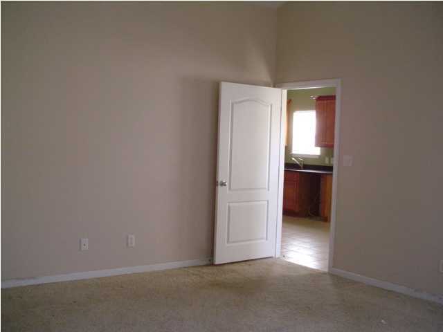 233 Tropical Way Freeport, FL 32439 - Photo 7 of 13 Gallery Image 7