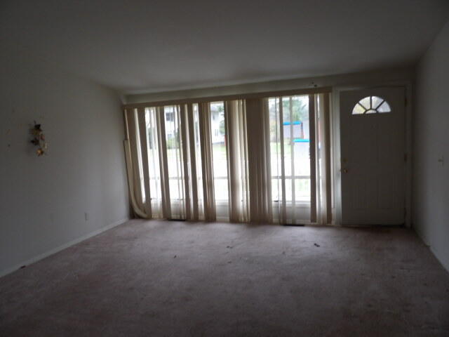 3027 Haskell Street Kalamazoo, MI 49006 - Photo 3 of 21