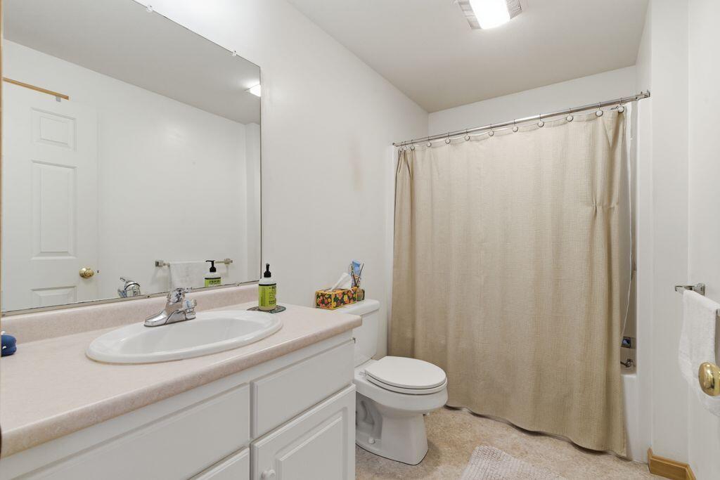 18 Parkside Drive Biddeford, ME 04005 - Photo 17 of 32 16_DSC01758