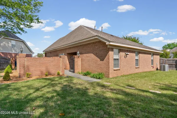 $259,000 | 9717 Dogwood Manor South, Olive Branch, MS 38654