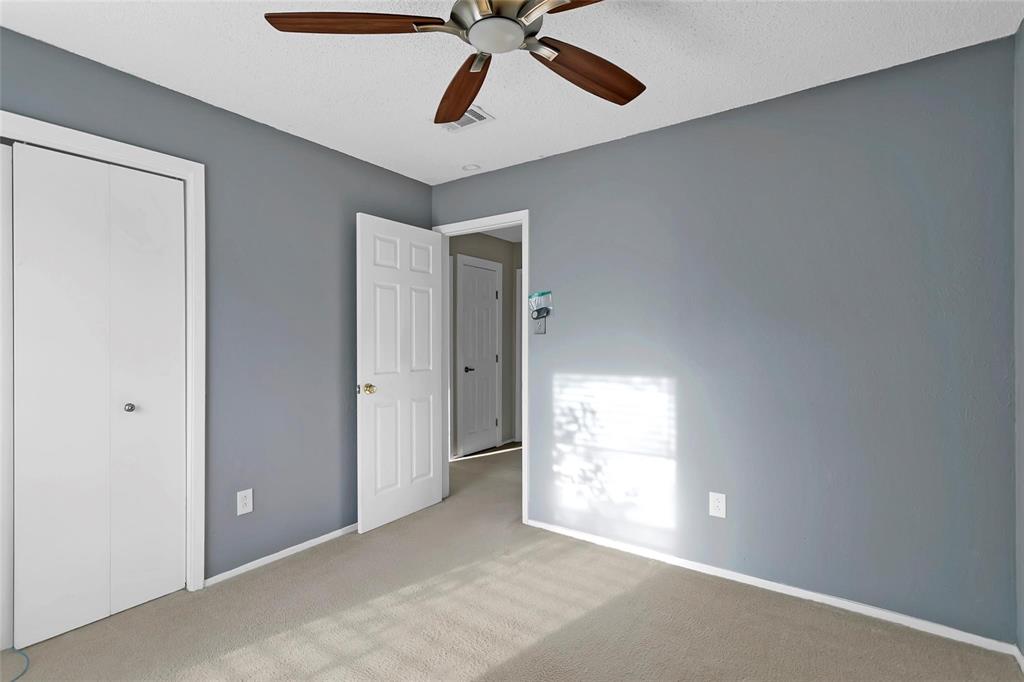 6104 Kelly Elliott Road Arlington, TX 76001 - Photo 11 of 25