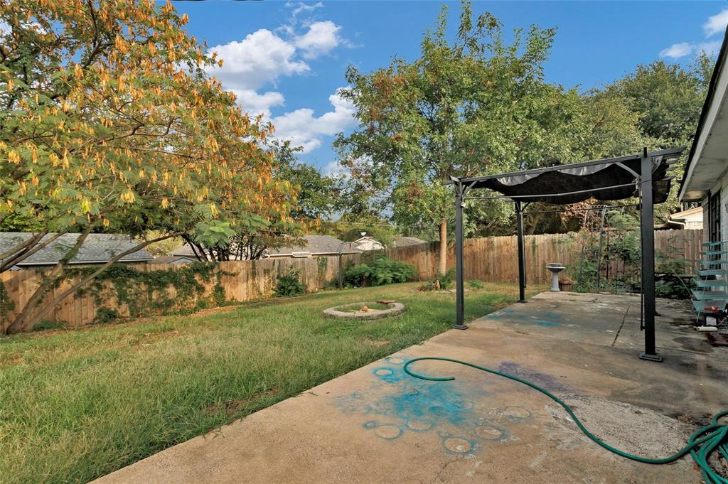 6104 Kelly Elliott Road Arlington, TX 76001 - Photo 4 of 25