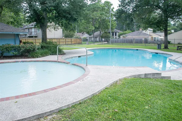 $2,000 | 12723 Ravensway Drive, Cypress, TX 77429