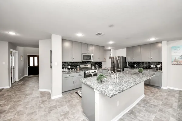 $3,100 | 2918 Silverhorn Lane, Rosenberg, TX 77471